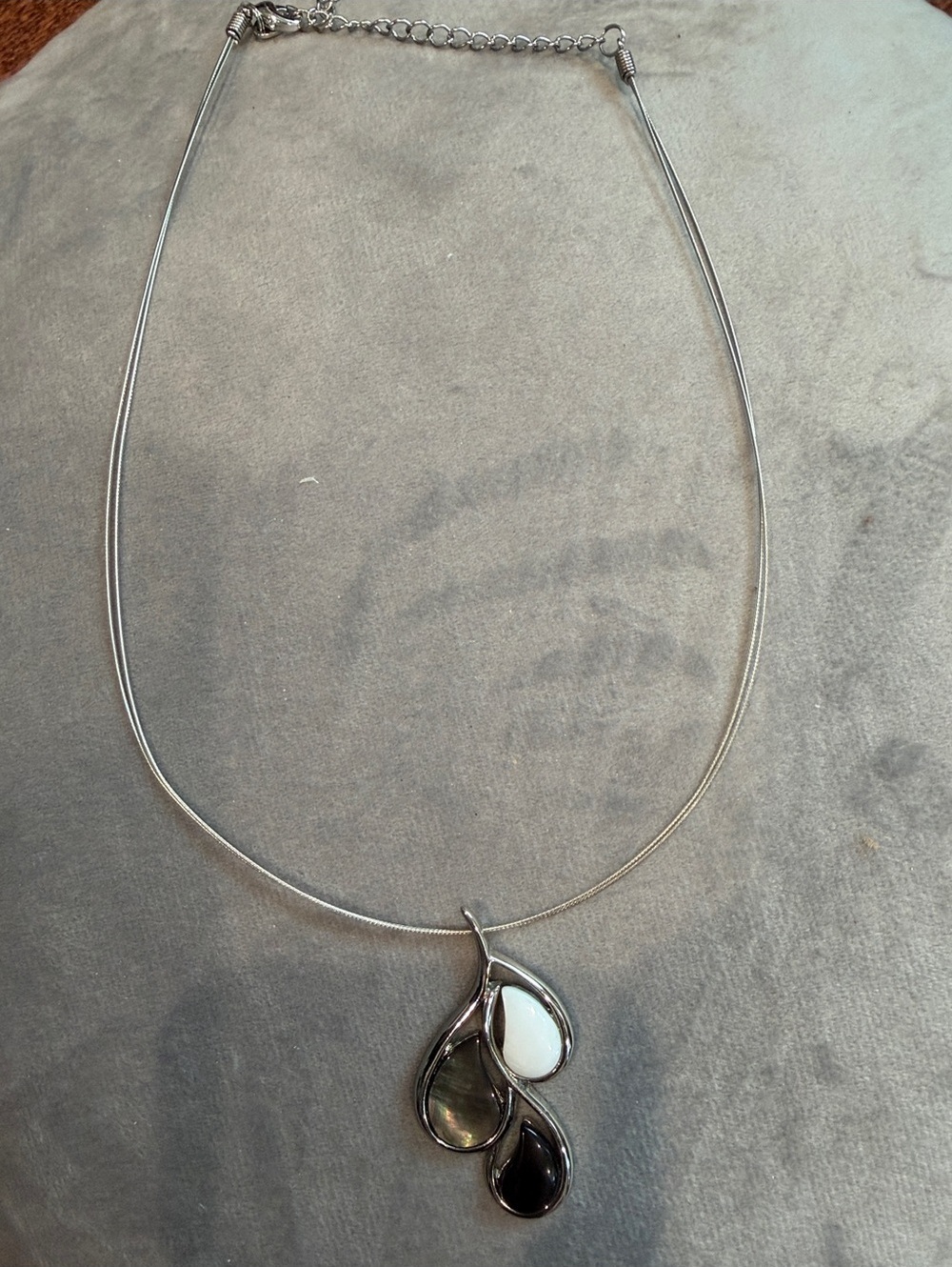 Lia Sophia Triple Teardrop Pendant Necklace Silver Black White Gray